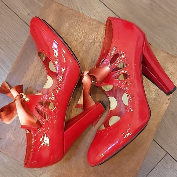 Betsey Johnson Terra pumps - Picture 10 of 12